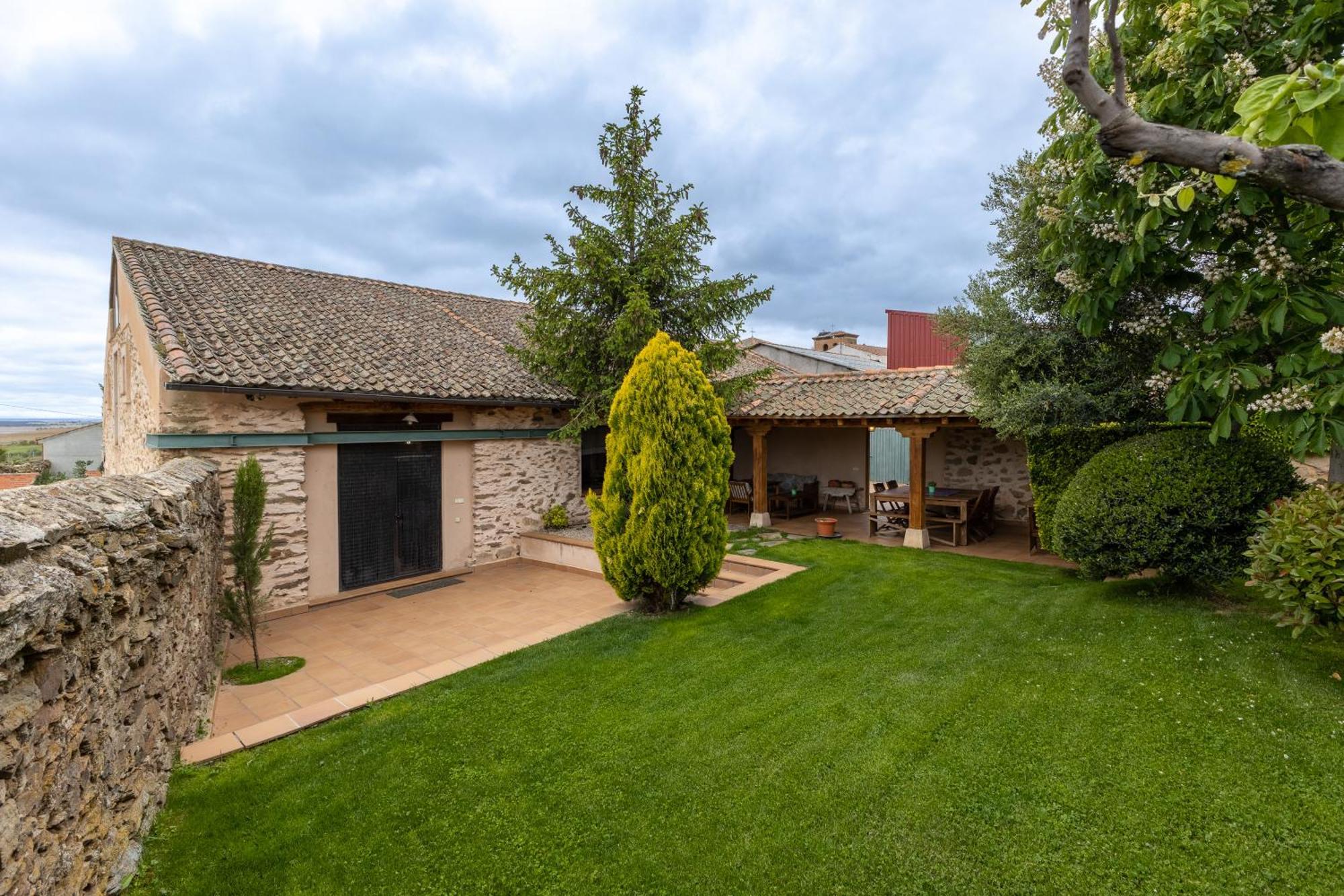 La Casona Y Casitas De Tabladillo Βίλα Santa Maria la Real de Nieva Εξωτερικό φωτογραφία